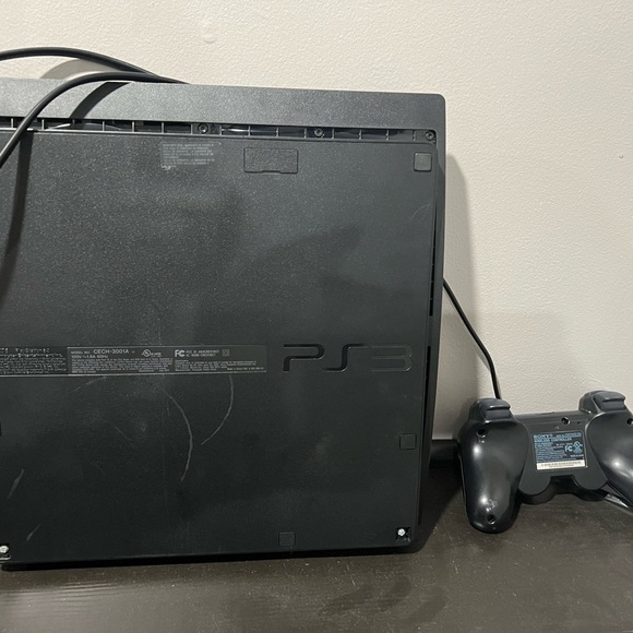 Sony PS3 Black Console - Picture 2 of 3
